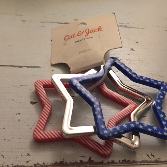 Red white and blue bracelet set $4. - Picture 1 of 4